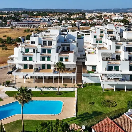 Tangerine By Hellovacations شقة